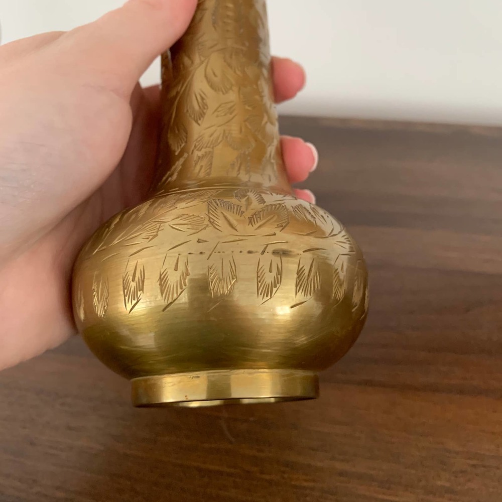 VTG Indian Gold Brass Etched Bottleneck Bud Vase - Picture 6 of 10